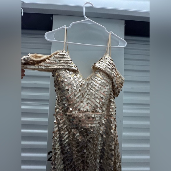 Cachet Champagne Sequin Evening Gown Size 6 | Off Shoulder Formal Dress - Picture 8 of 8
